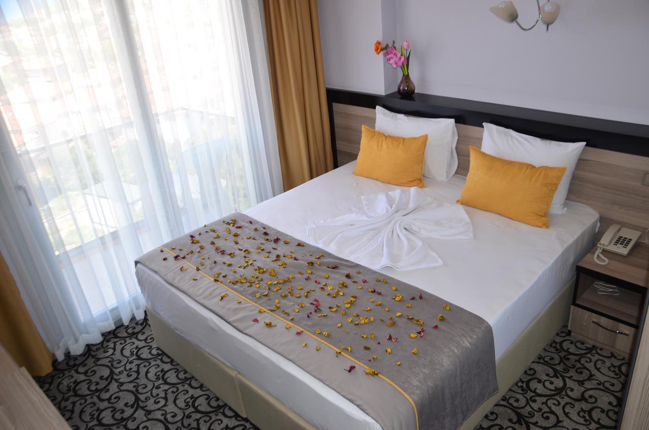 Elisa Hotel Ayvalı Kamer foto