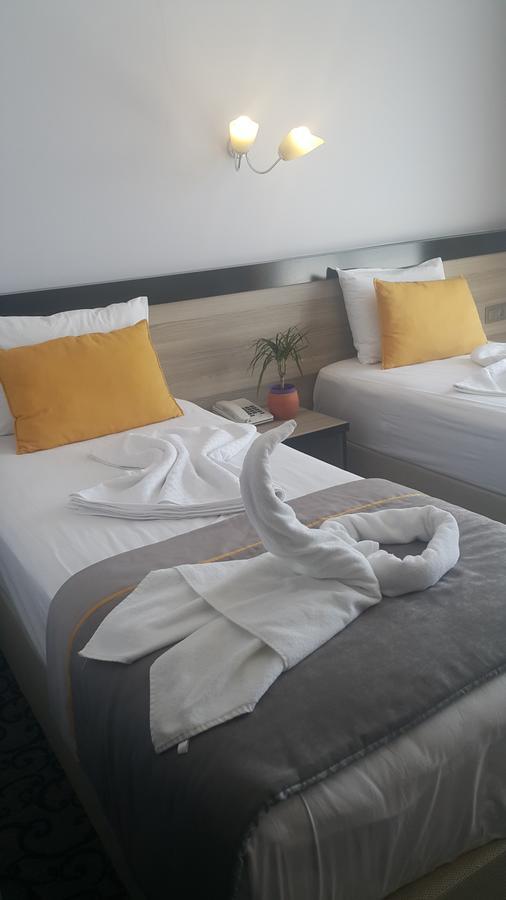 Elisa Hotel Ayvalı Buitenkant foto