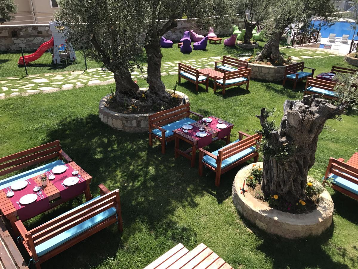 Elisa Hotel Ayvalı Buitenkant foto